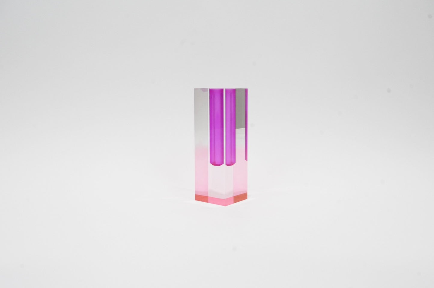 ACRY FLOWER VASE PURPLE PINK